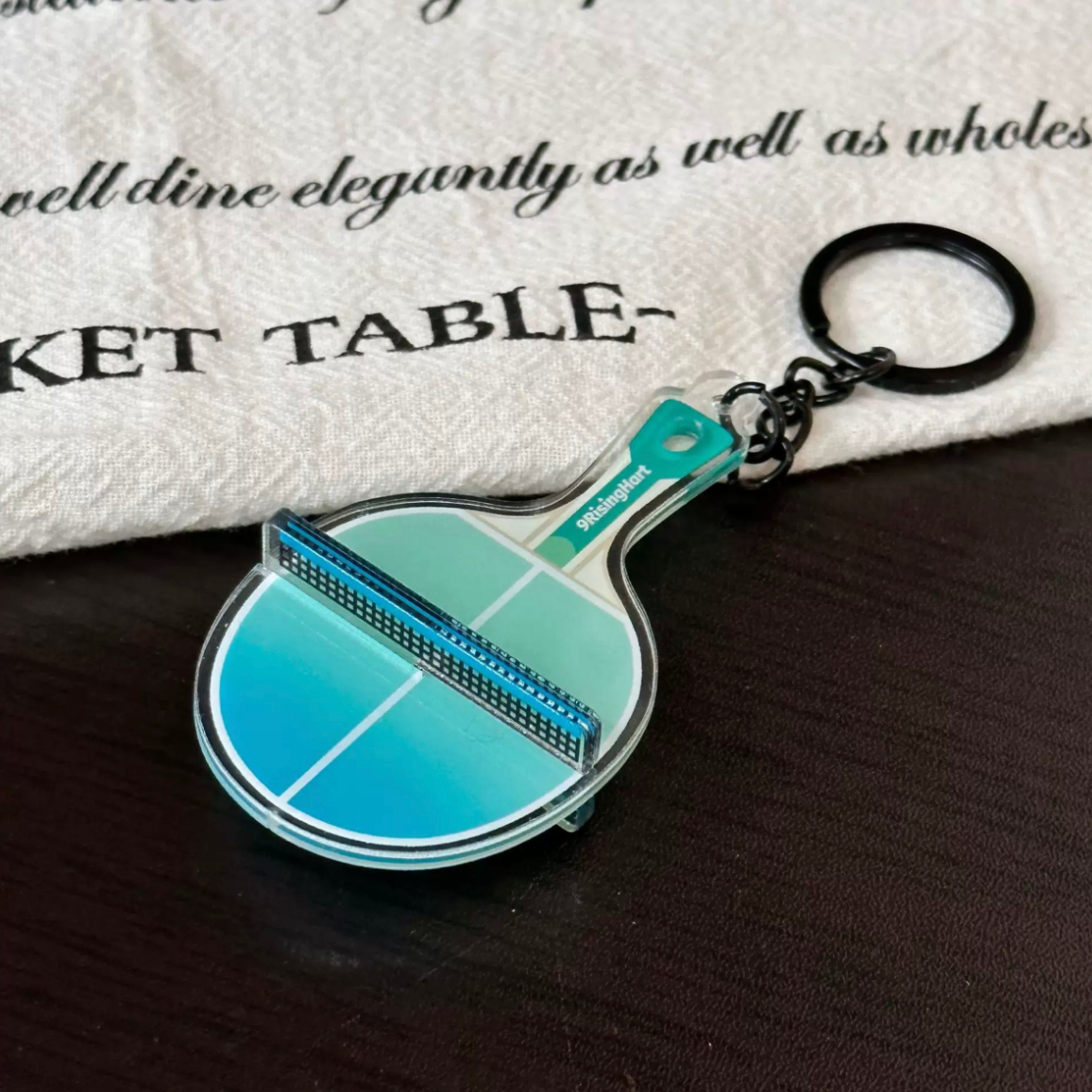 [Topspin] Mini Ping Pong Racket Keychain – Acrylic Gradient